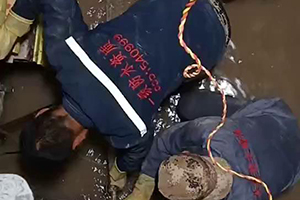 宜昌电梯井堵漏施工视频